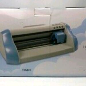 Pazzles creative cutter